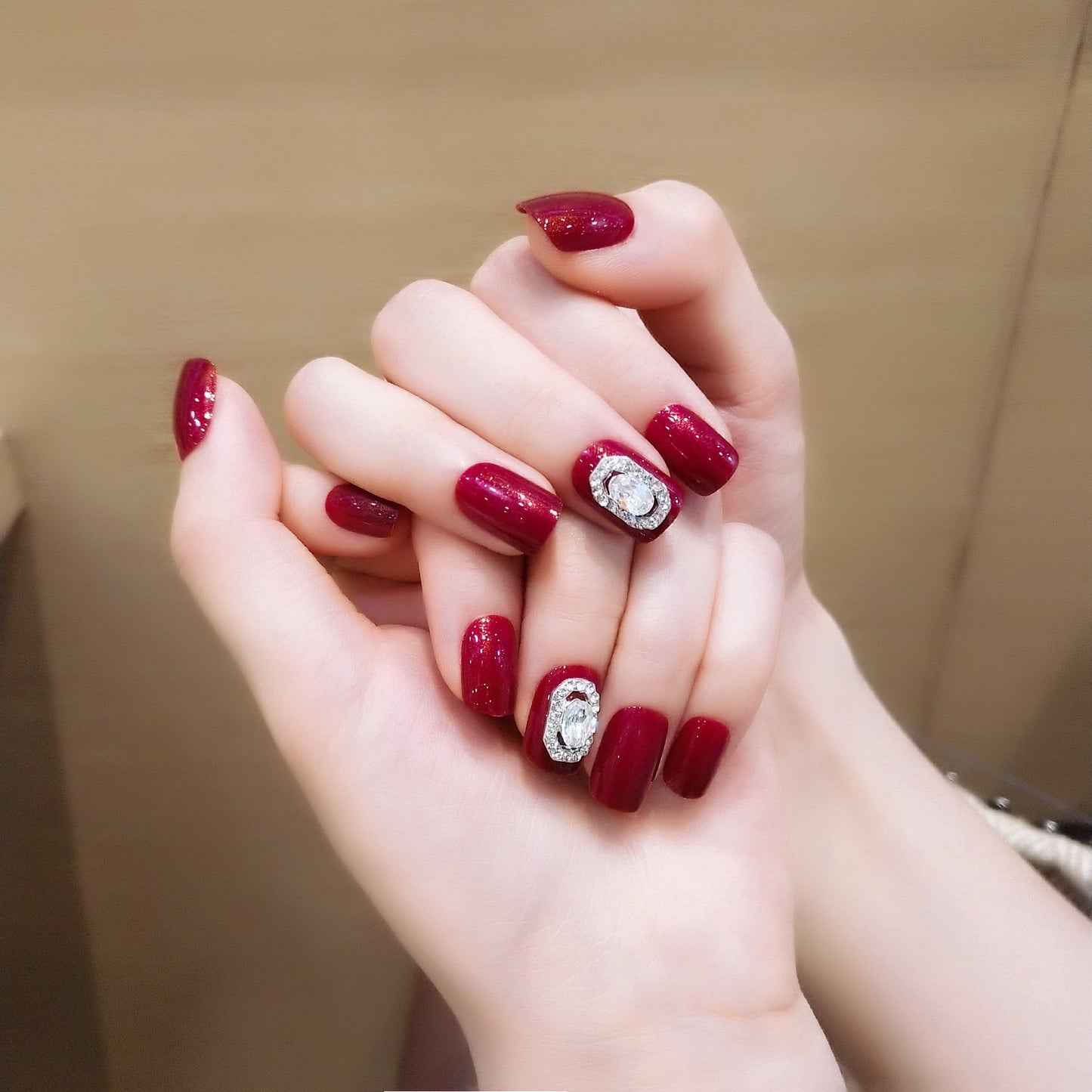 Festive Nail Art Press-Ons Acalora