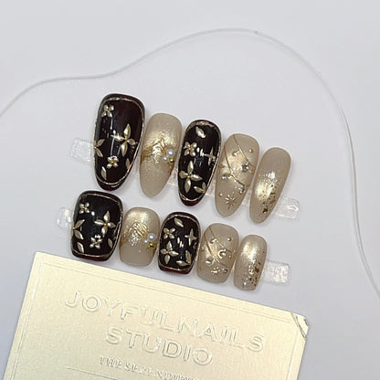 Artistic Press-On Nail Collection Acalora