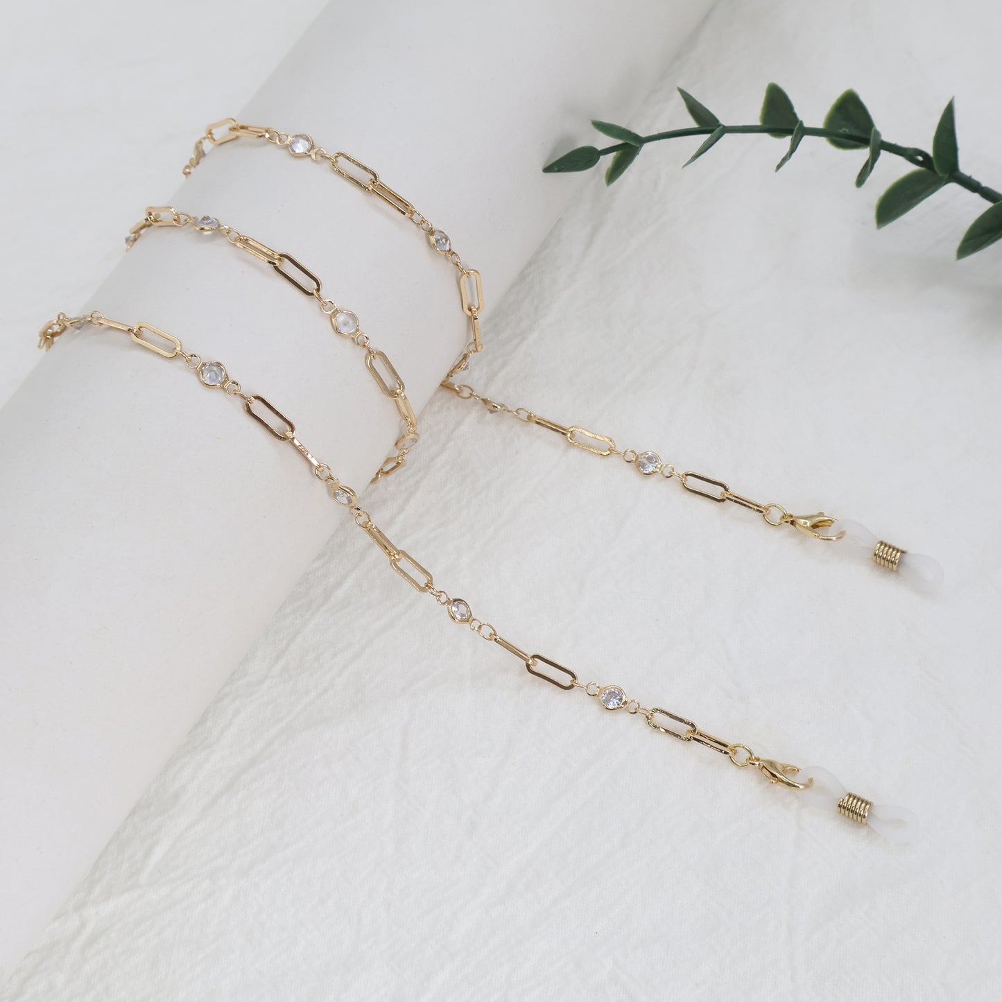 Star-Designed Chain Acalora