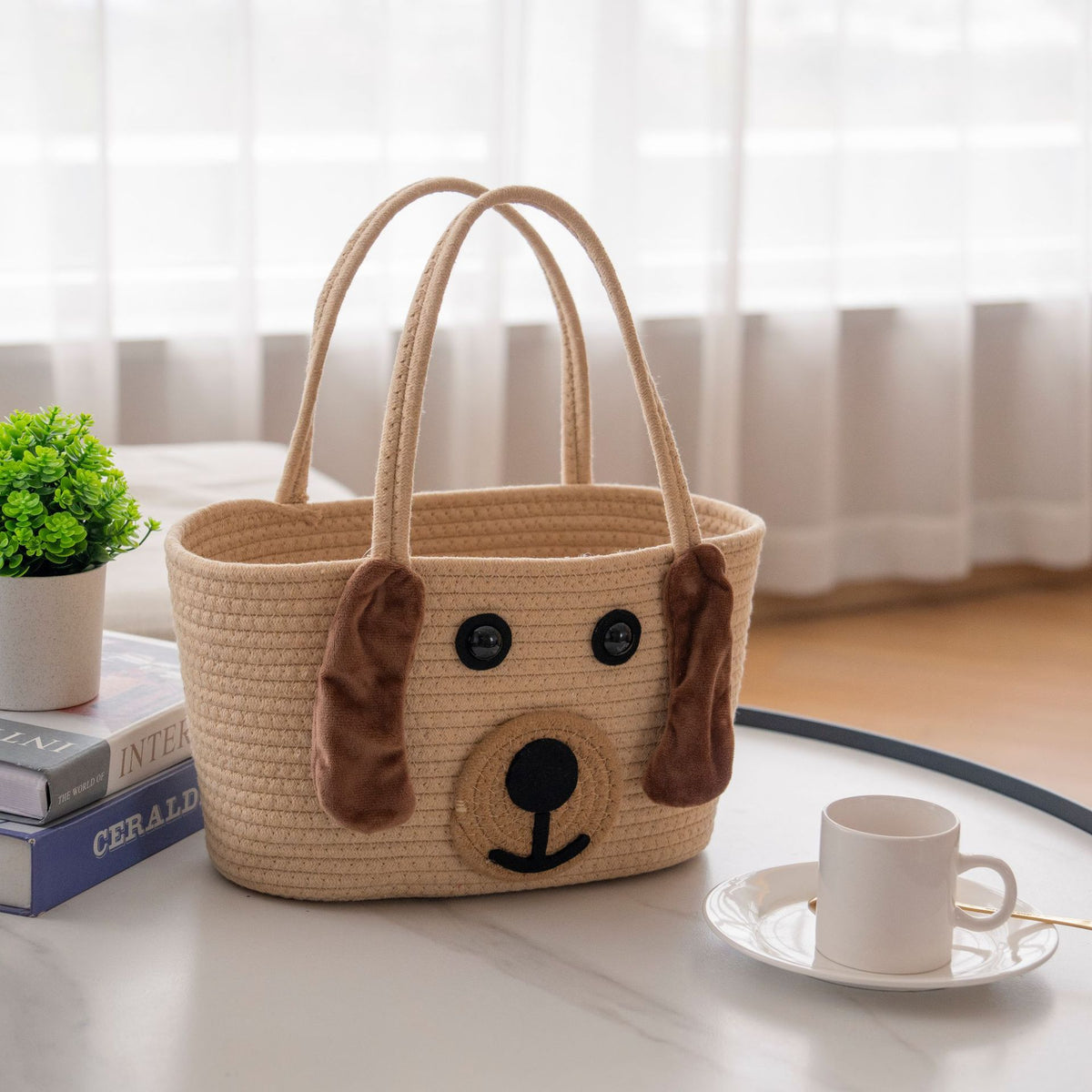 Stylish carrying basket with colorful handles Acalora