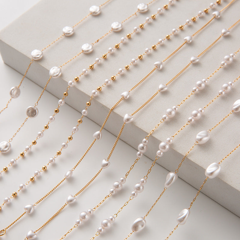 Pearl-Accented Eyewear Chain Acalora