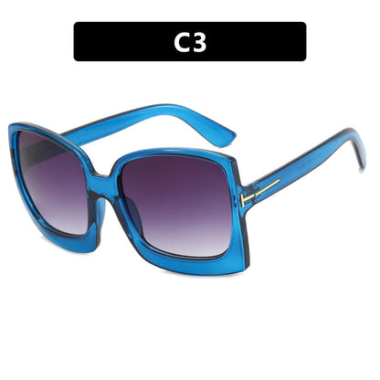 Women's oversized sunglasses in a modern square design with mirrored lenses Karnz