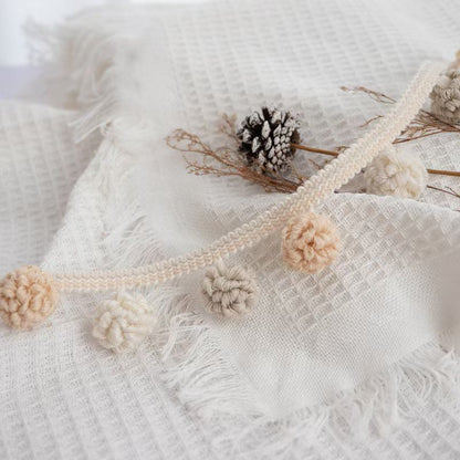 Decorative border with pompons Acalora