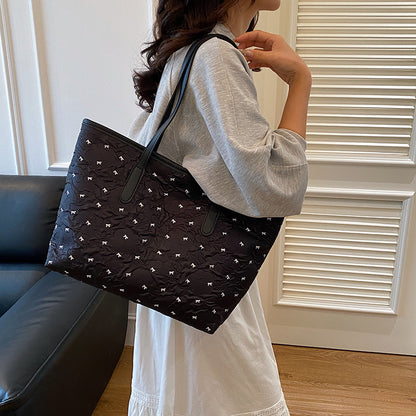 Quilted Tote Bag with Pattern Acalora