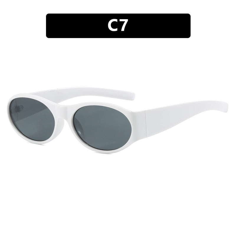 Women's fashionable sunglasses with elegant, oval design and UV protection Bowlift