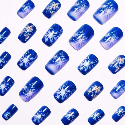 Winter-Themed Elegant Nail Art Acalora
