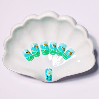 Nature-Inspired 3D Nail Art Acalora