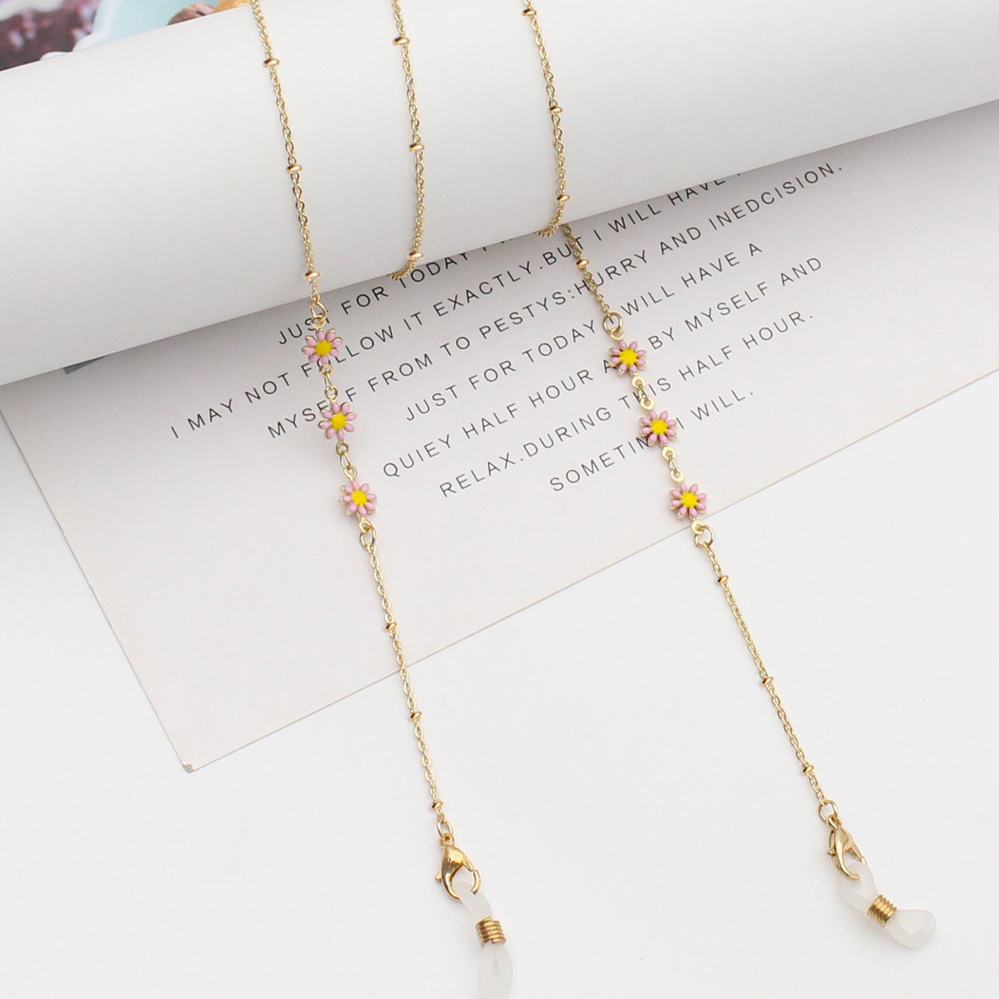 Floral Themed Eyewear Chain Acalora