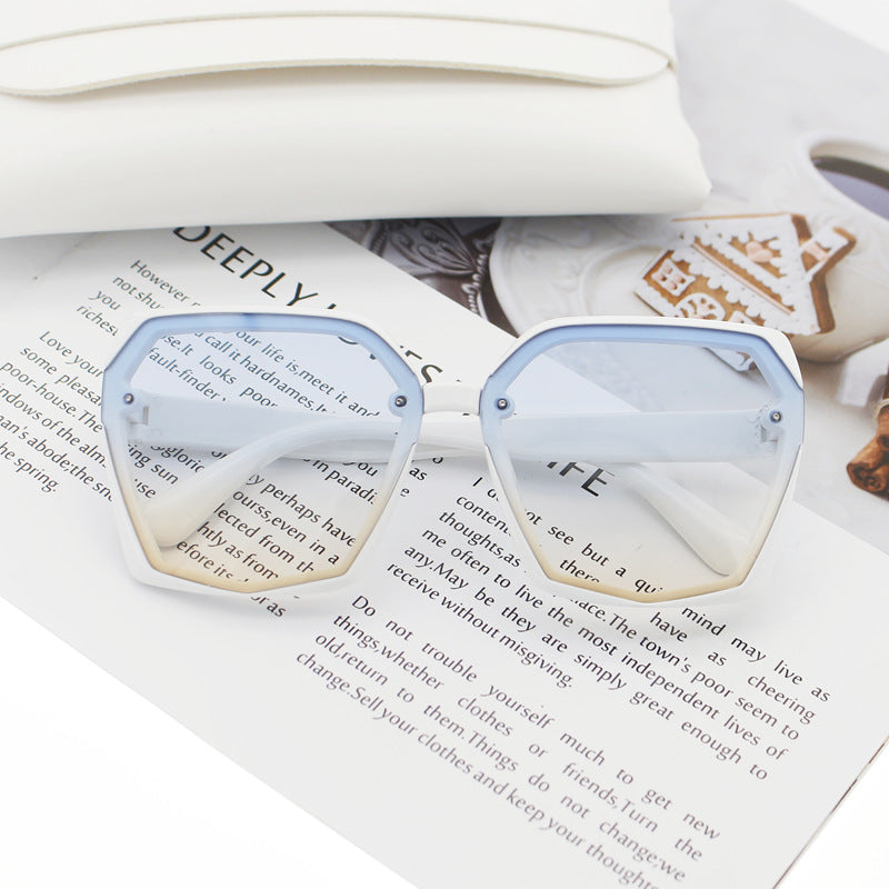 Ladies Designer Sunglasses in Elegant Hexagon Design Bowlift