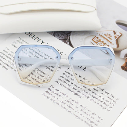Ladies Designer Sunglasses in Elegant Hexagon Design Bowlift