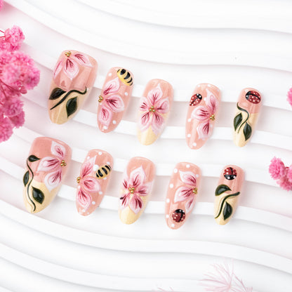 Floral Design Decorative Press-On Nail Set Acalora