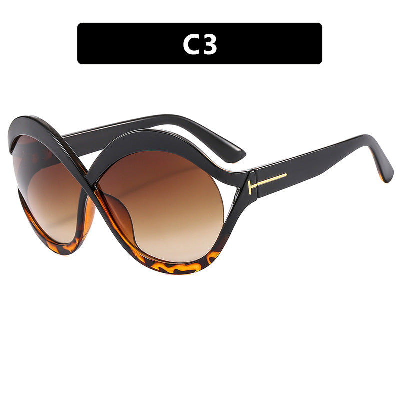Ladies extravagant shaped sunglasses Bowlift