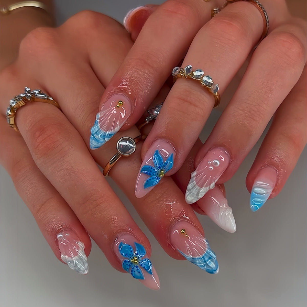 Artistic Shell Design Press-On Nails Acalora