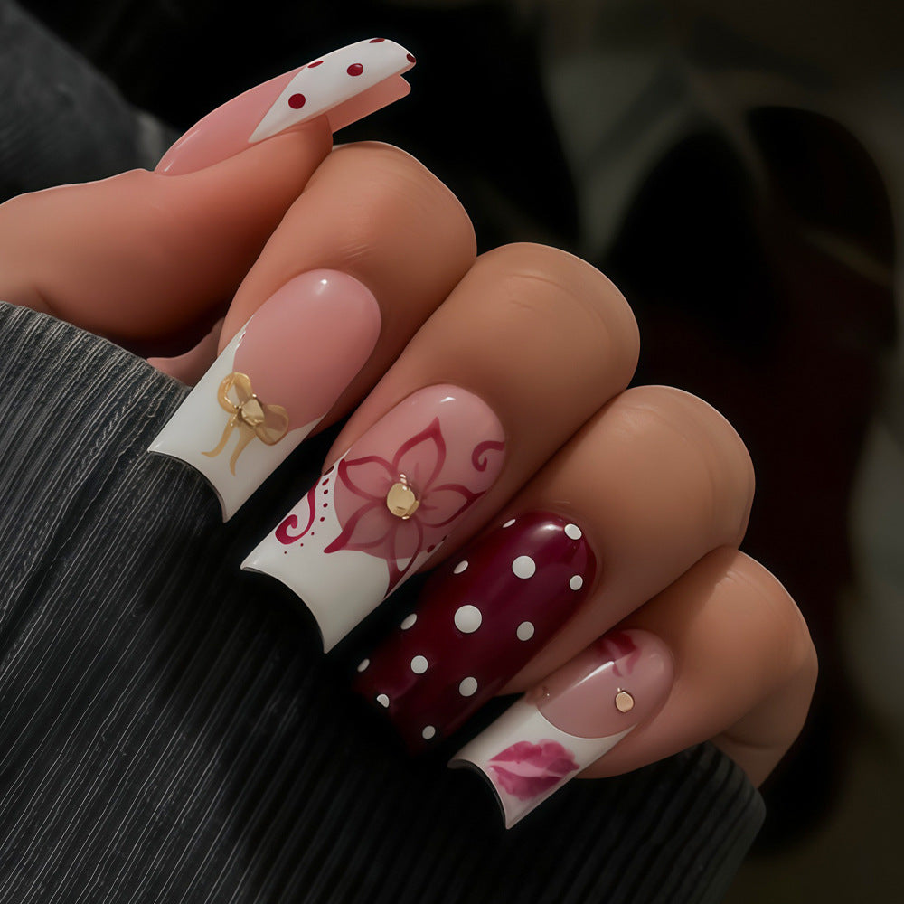 Decorative Press-On Nail Art Set with Floral Accents Acalora
