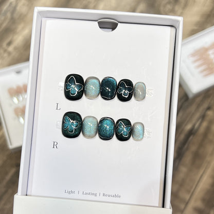 Decorative Press-On Nail Art Set with Butterfly and Glitter Accents Acalora