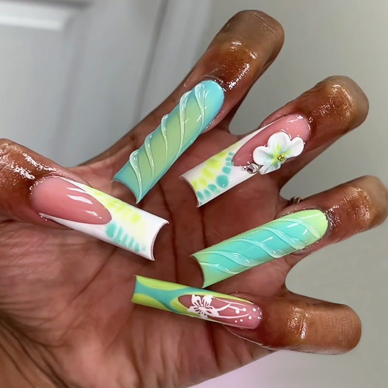 Floral-Themed Press-On Nail Art Set Acalora