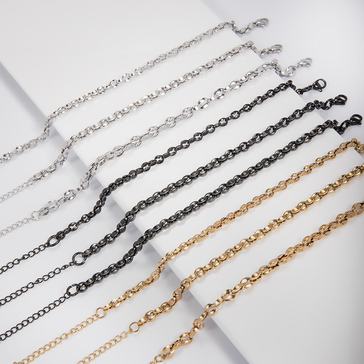 Contemporary Oval Link Chain Necklace Acalora