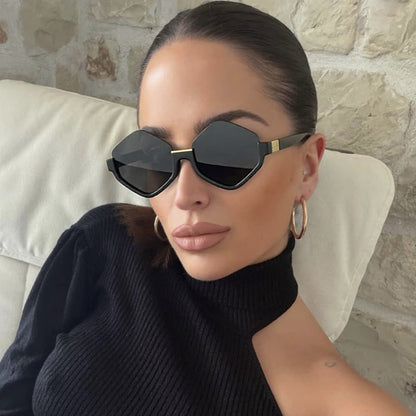 Women's fashionable sunglasses with trendy hexagonal frame and protective lenses Bowlift