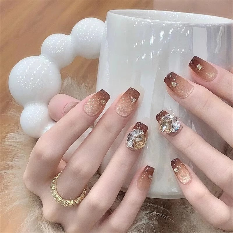 Artificial nail set with glittering rhinestone applications Acalora