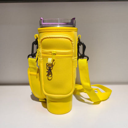 Ladies trendy and sparkling drinking bottle with shoulder bag Bowlift