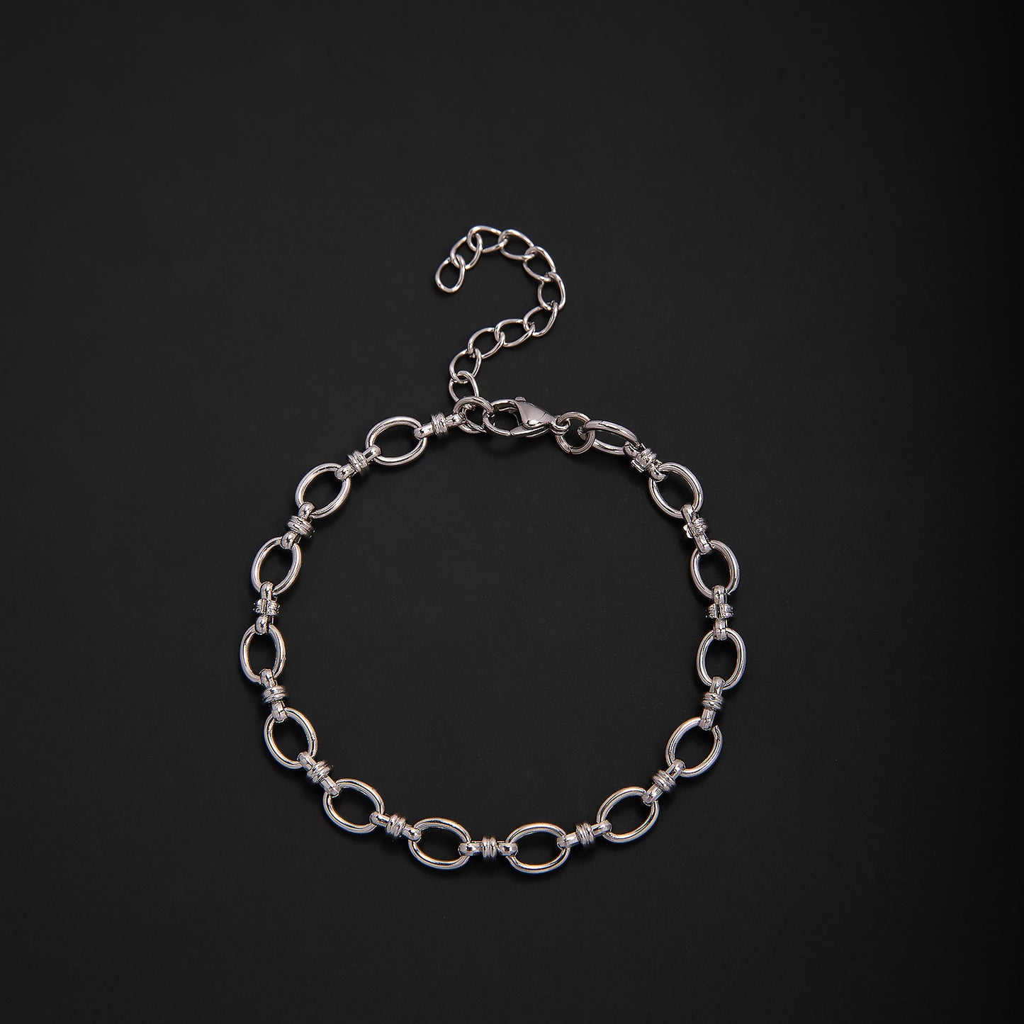 Elegant Geometric Link Bracelet Acalora