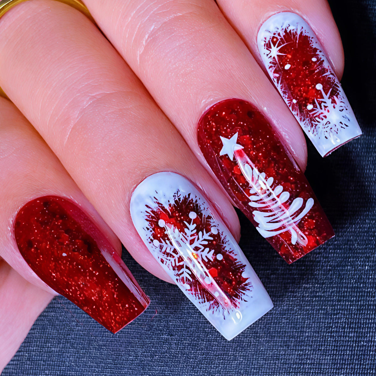 Festive Glittery Christmas Nail Art Acalora