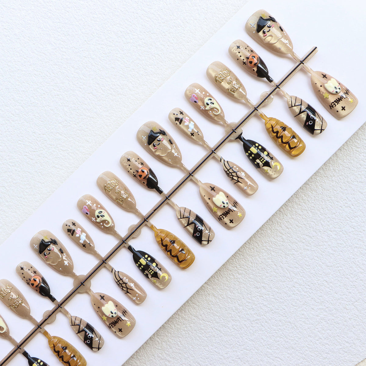 Halloween-Themed Press-On Nail Set Acalora
