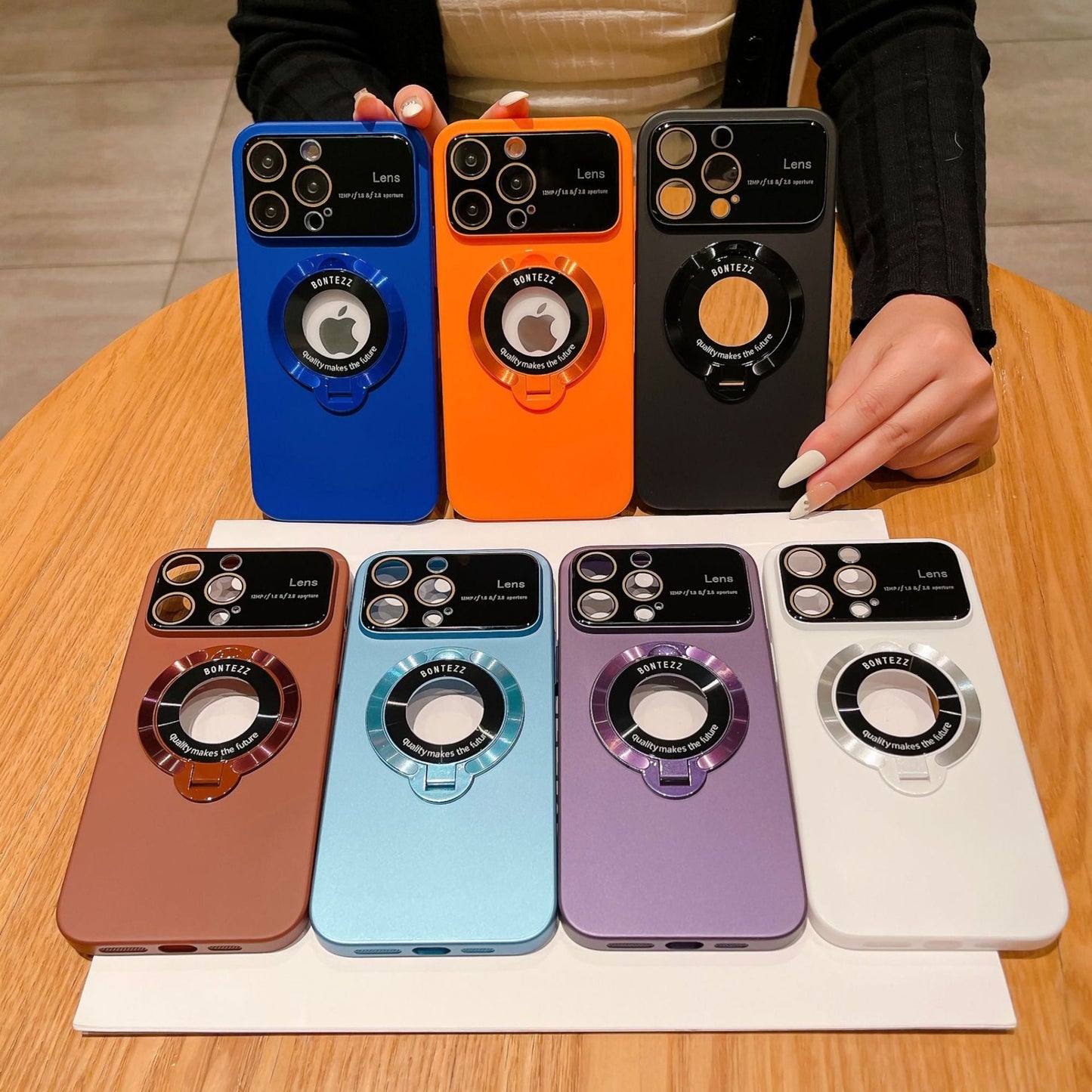 Skanto | MagSafe iPhone Case with Integrated Stand and Large Window