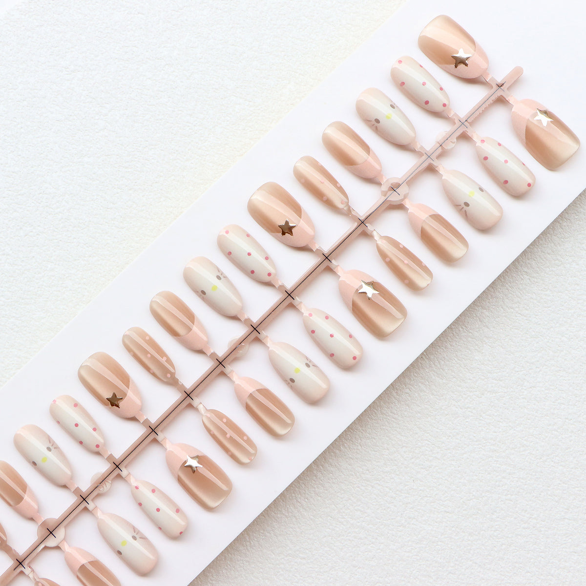 Elegant Minimalist Press-On Nail Set Acalora