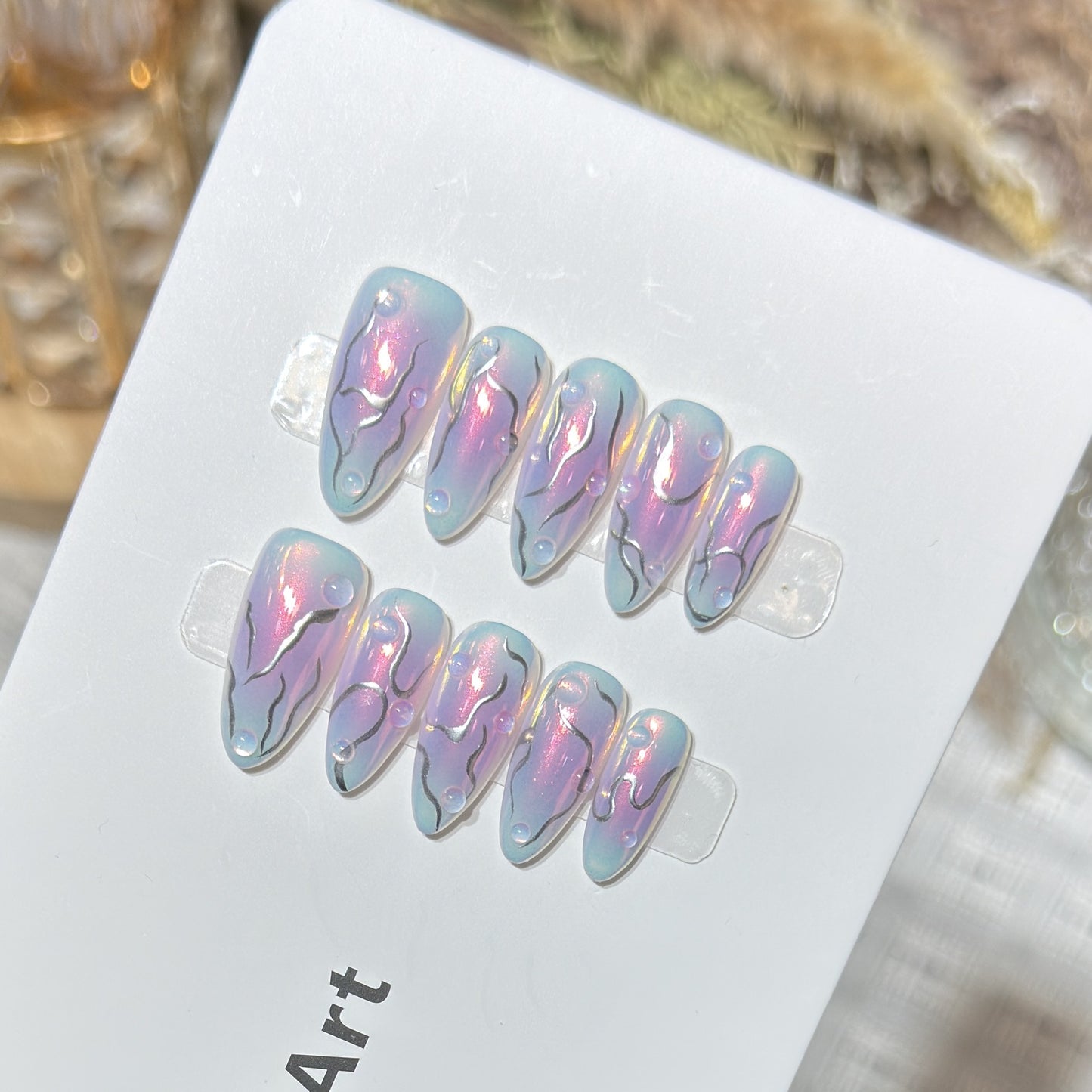Iridescent Press-On Nail Set Acalora