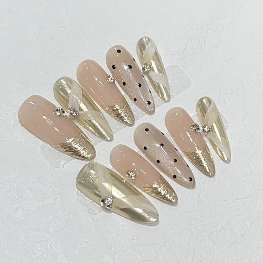 Luxury Press-On Nail Art Set with Elegant Metallic Accents Acalora
