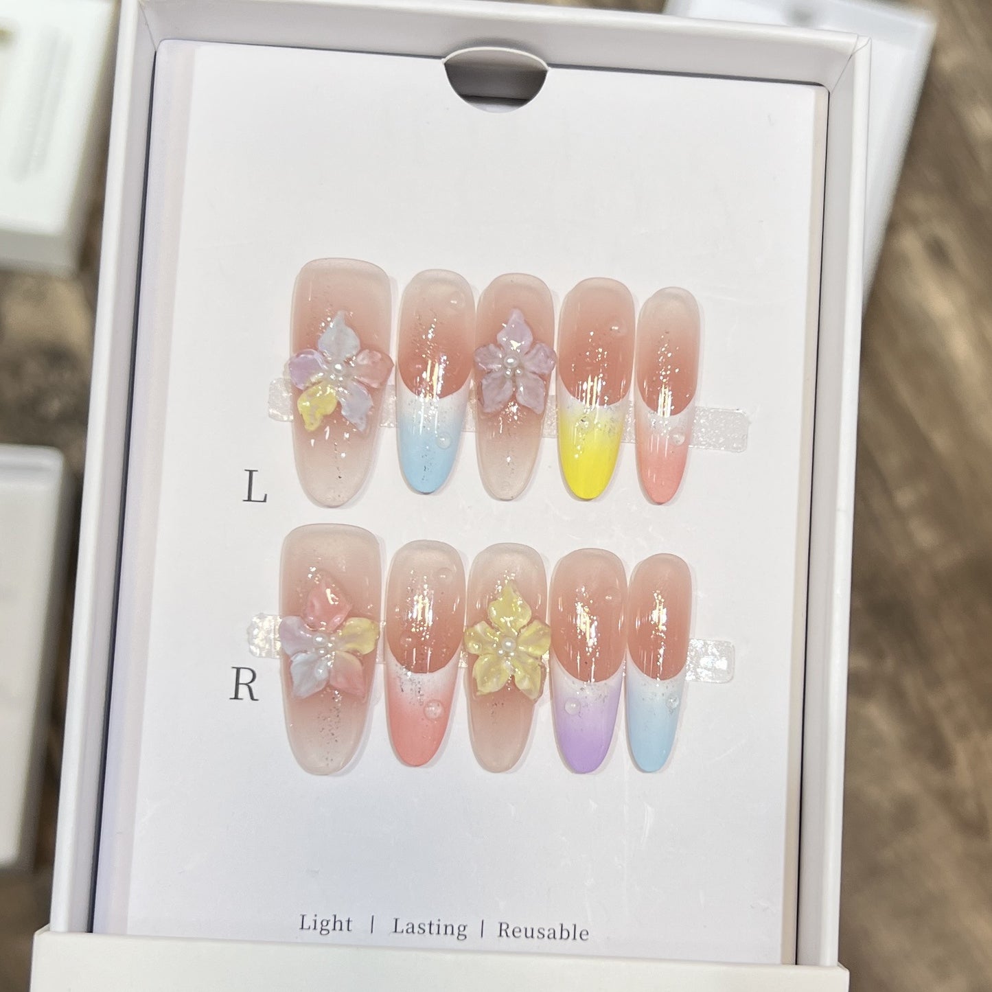 Floral-Inspired Artistic Press-On Nail Set Acalora