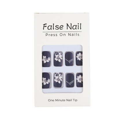 Artificial nails with elegant floral designs Acalora