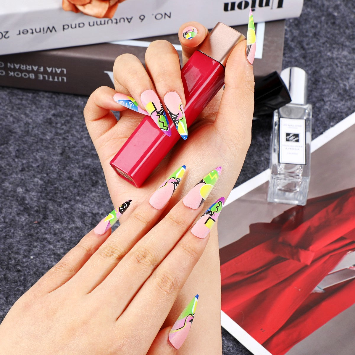 Art Nail Set in Creative Modern Design Acalora