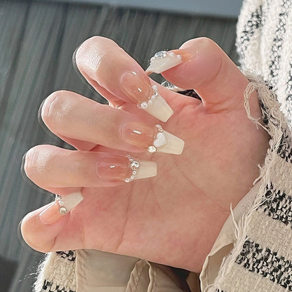 Artificial nail set with elegant flower and glitter decorations Acalora