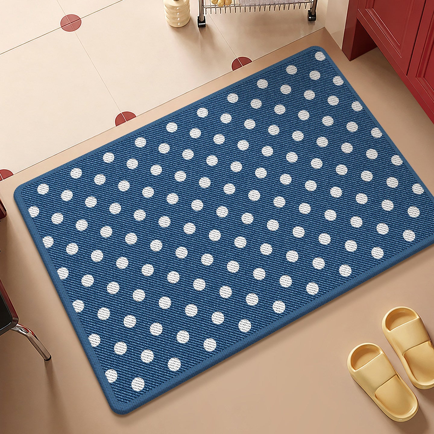 Fun Dot-Patterned Non-Slip Bathroom Mat