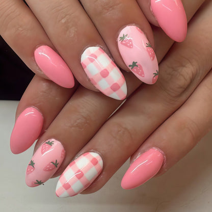 Artificial nails in fresh strawberry design Acalora