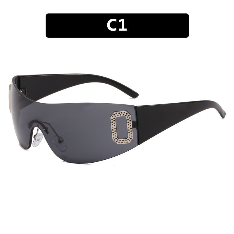 Women's sporty sunglasses in futuristic shield design Bowlift