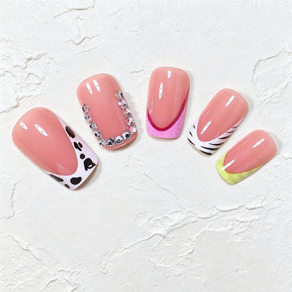 Artistic Press-On Nail Art Tips with Unique Patterns Acalora