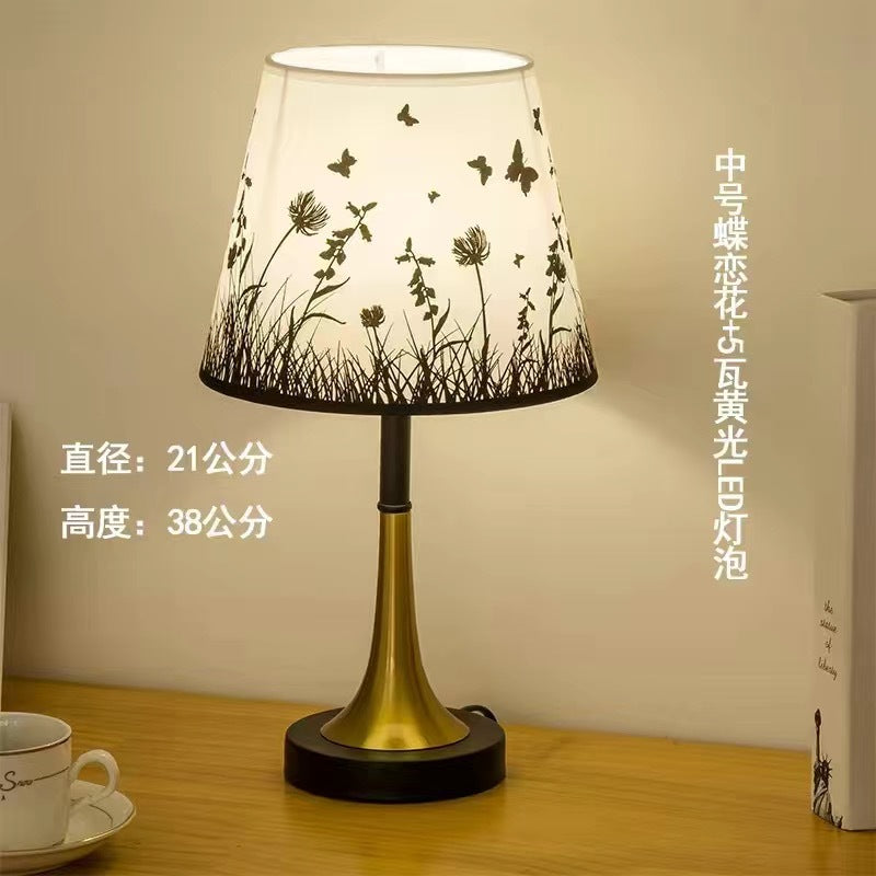 Artistic Nature-Inspired Table Lamp