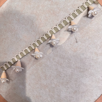 Elegant and Playful Lace Trim Acalora