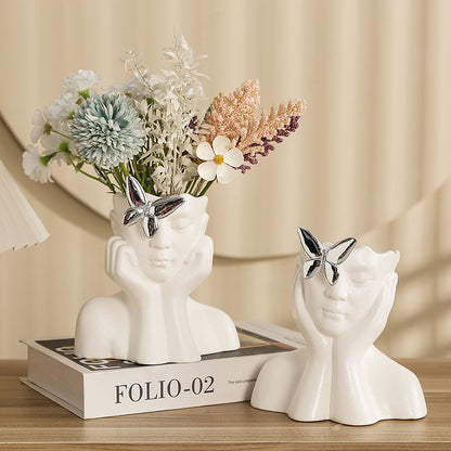 Decorative Sculpture Acalora