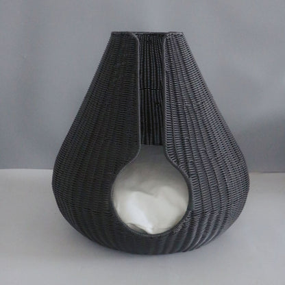 Basket with Elegant Design Acalora