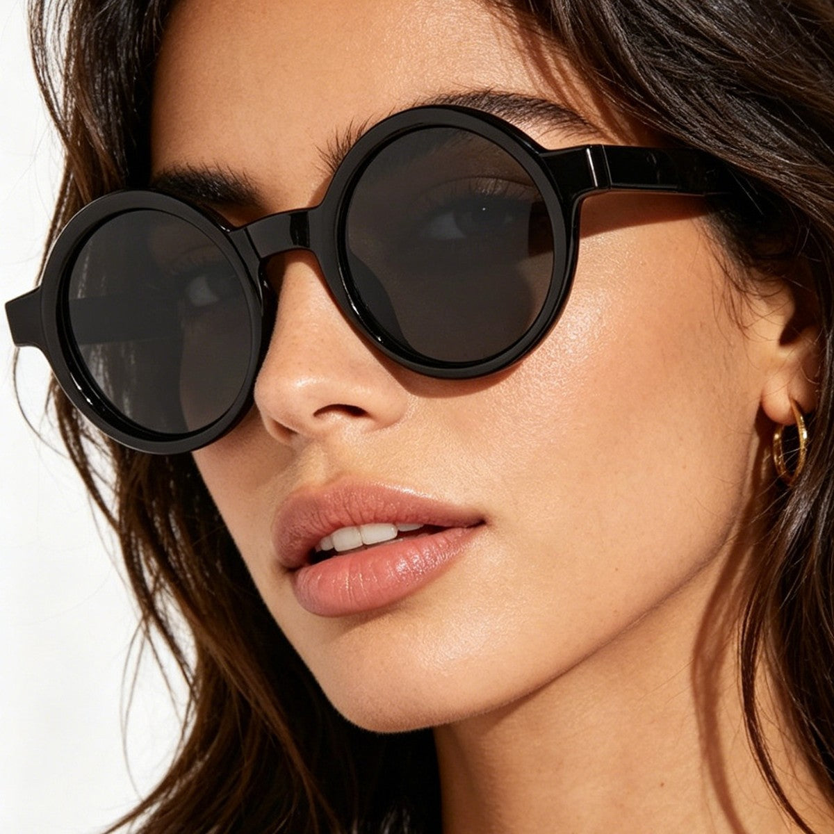 Women's fashionable sunglasses in unique retro frame design Karnz
