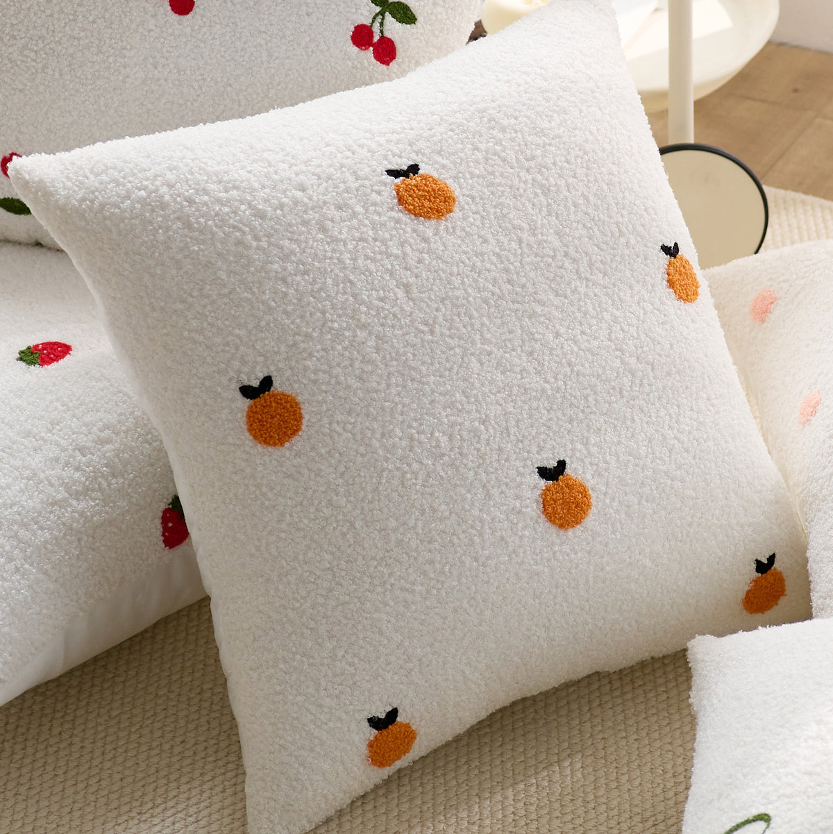 Decorative Strawberry Pattern Throw Pillow
