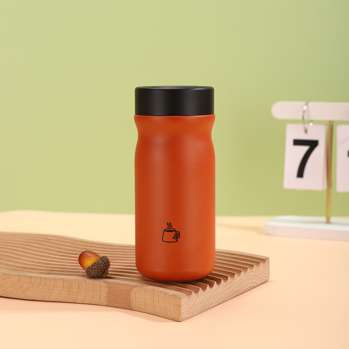 Women's Insulated Coffee Cup with practical spill stop Karnz