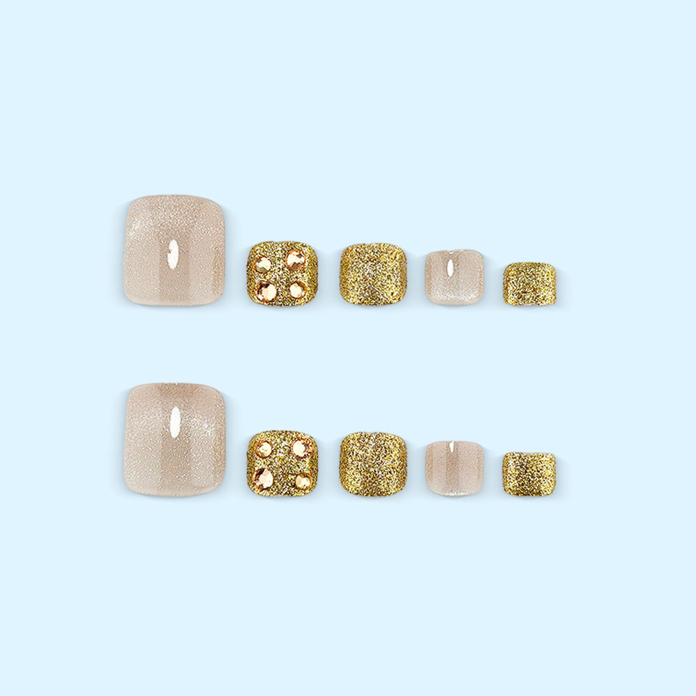 Artificial nails in elegant shine design Acalora