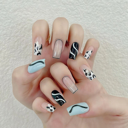 Artificial nails in modern animal pattern design Acalora