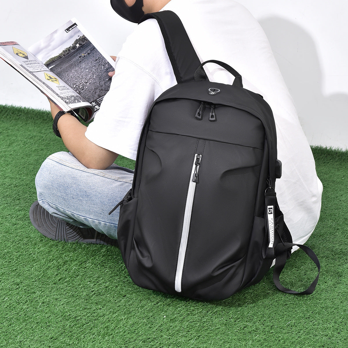 Durable Waterproof Backpack with Innovative Storage Solutions Acalora
