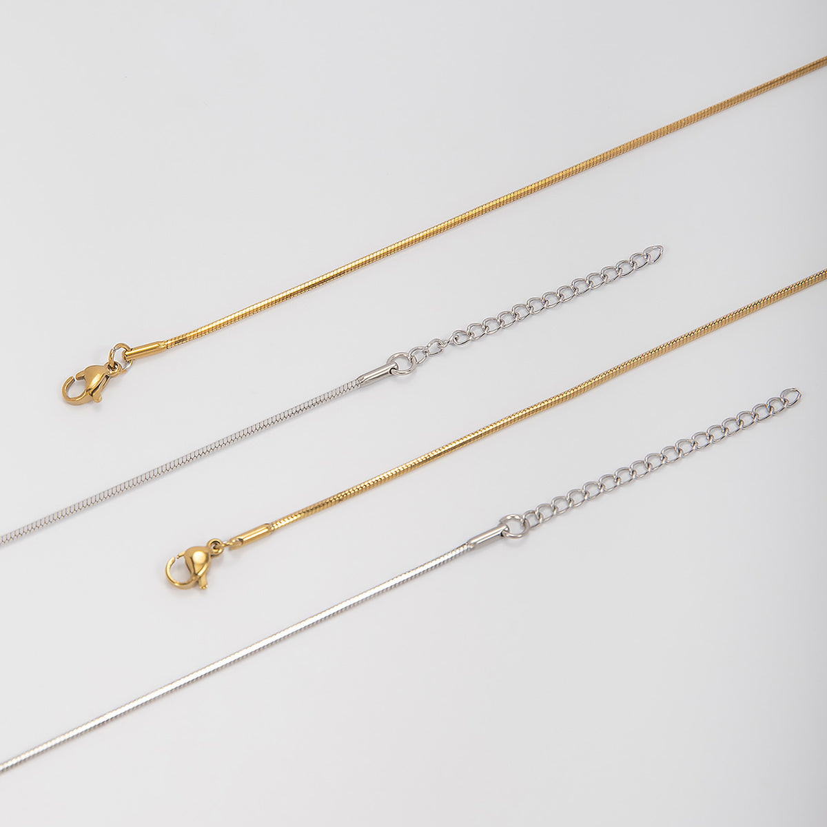 Sleek Adjustable Wire Bracelet Acalora